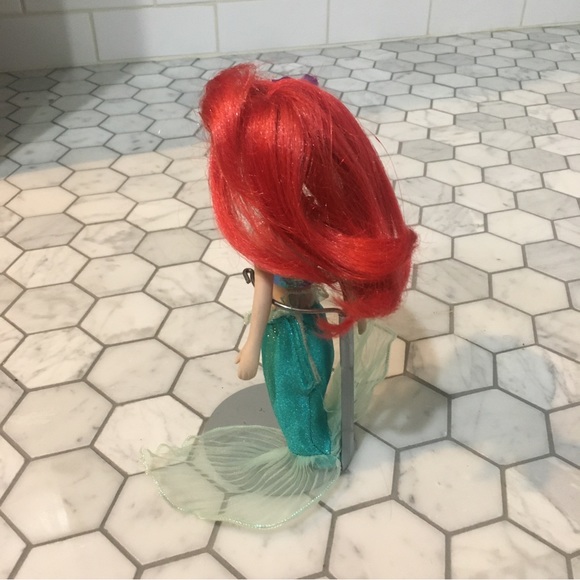 Little mermaid porcelain doll Ariel - Picture 7 of 7